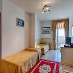 Hotel Elpiro